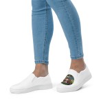 Women’s slip-on canvas shoes
